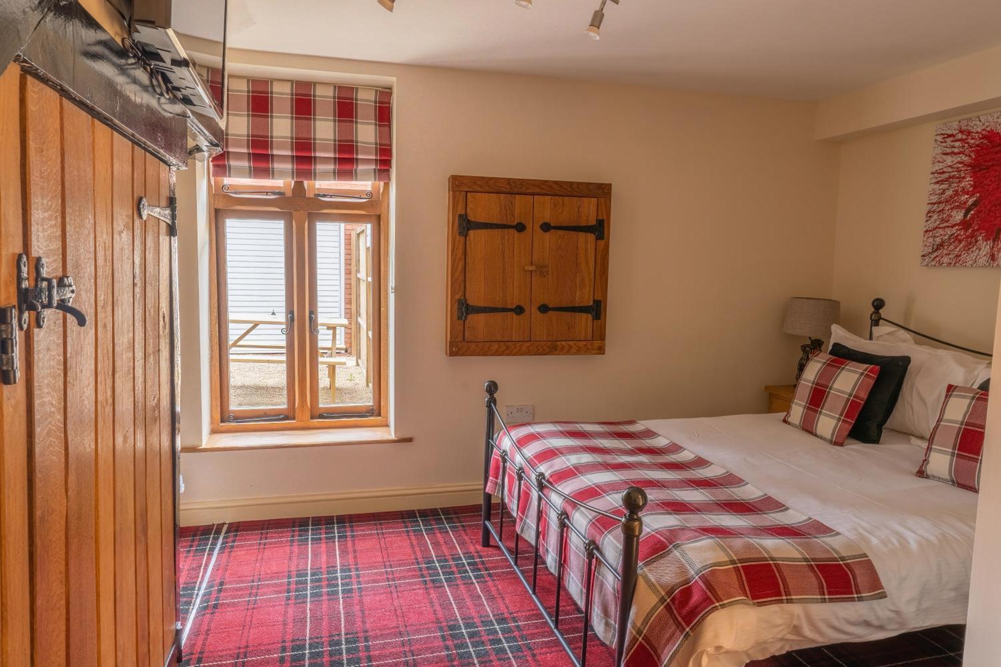 Bed and Breakfast Blackgreaves Farmhouse Lea Marston Экстерьер фото